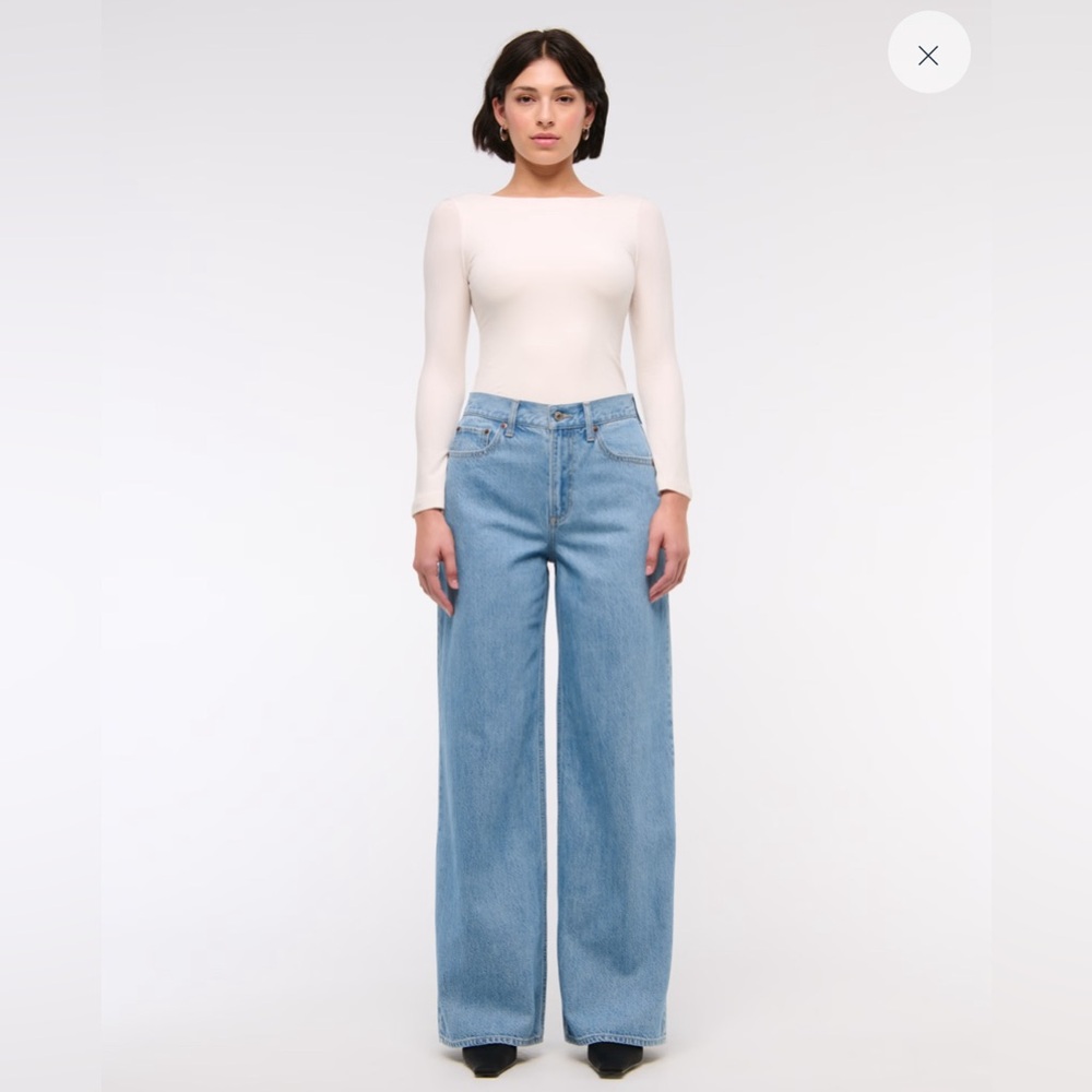 Abercrombie and Fitch High Rise Wide Leg Jean